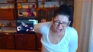 This mature lady sends me out of my head